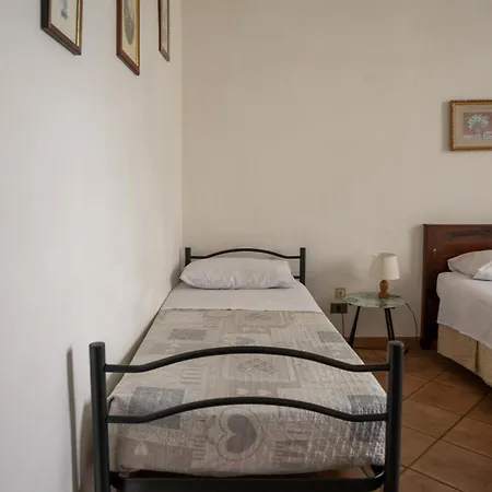 Casa Di Alfredo سيينا