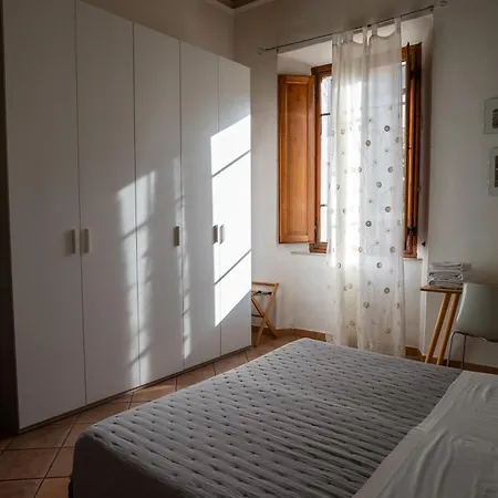 Casa Di Alfredo سيينا